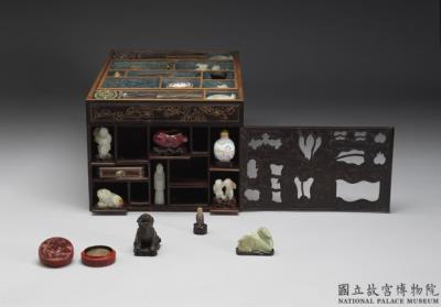 图片[2]-Sandalwood box with antiques design, Qing dynasty, Qianlong reign (1736-1795)-China Archive